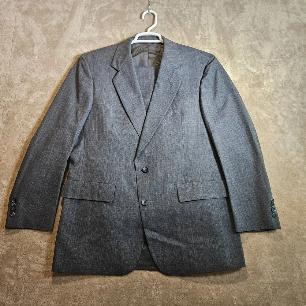 Vintage Hart Schaffner Marx 2 Piece Suit 38R Wool Grey Made in USA